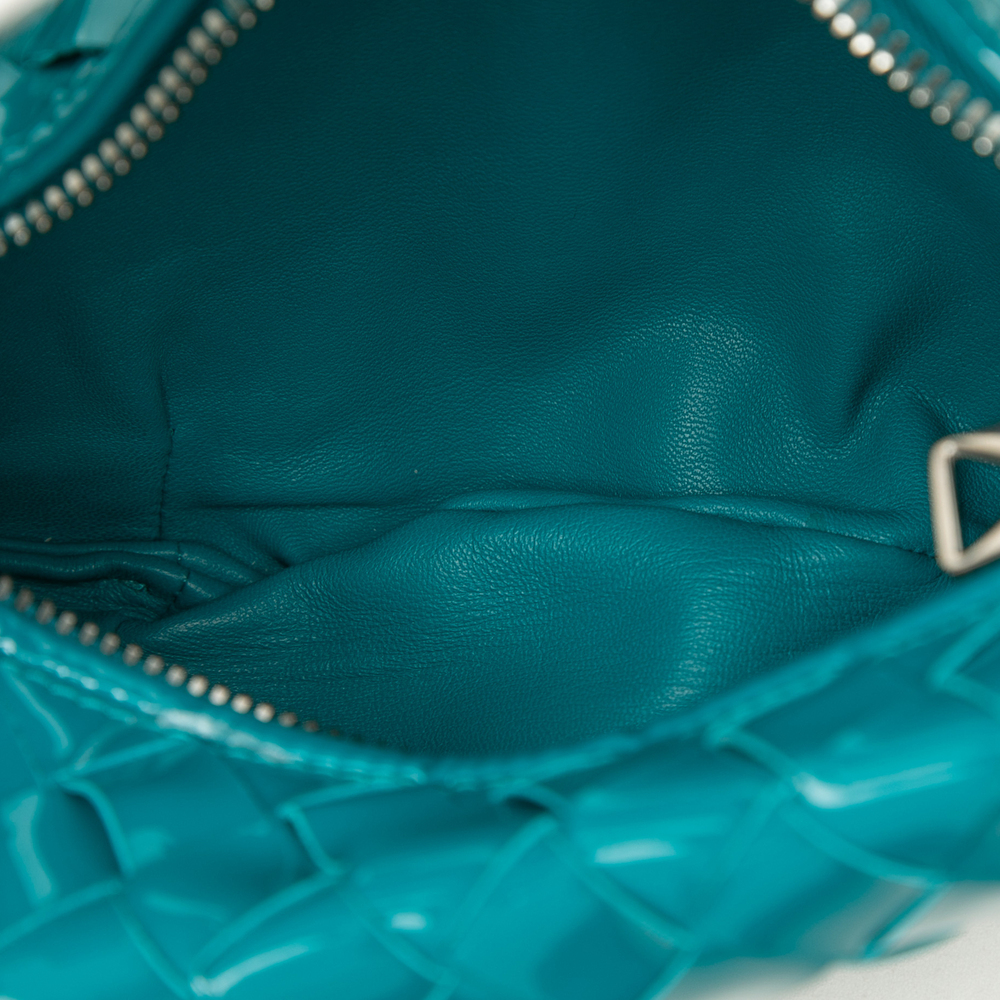 Pre-Loved Bottega Veneta Mini Patent Intrecciato Jodie - Picture 4 of 6